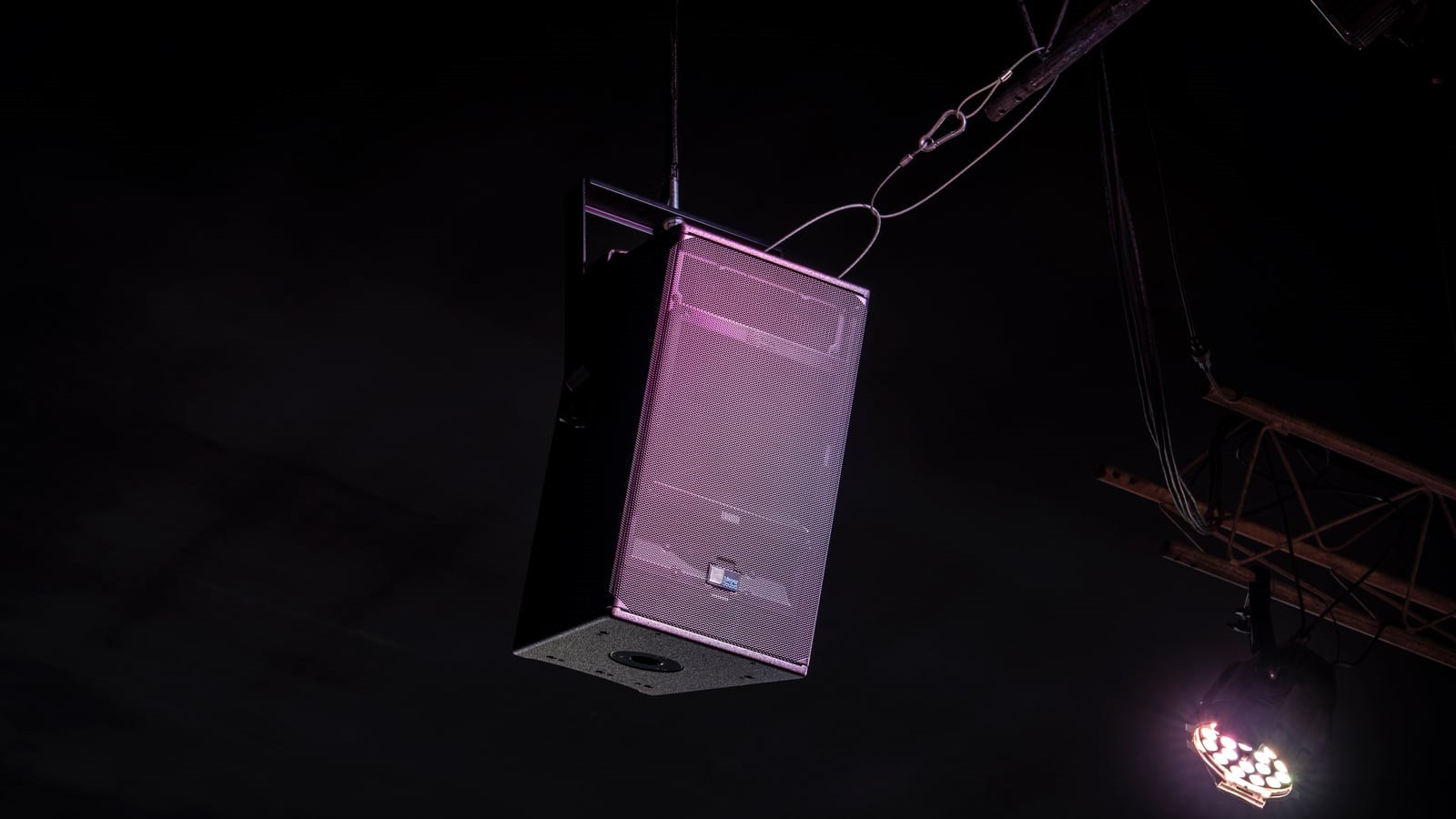 hangindspeaker